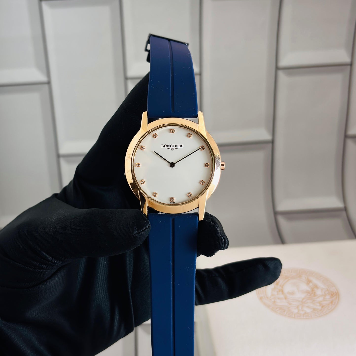 Exotic Gold color with Red Silicone for Womens