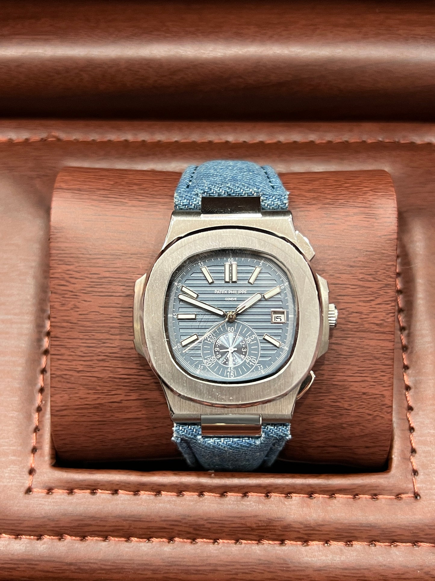 5980 60G 001 Nautilus Chronograph Watch